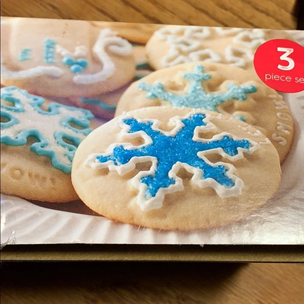 Nordic Ware Holiday Cookie Stamps+1extra gift tag
